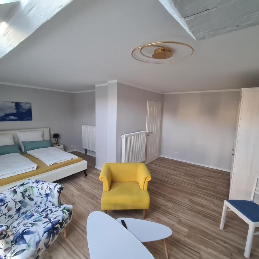 Gaestezimmer Treuen - Bed & Breakfast Екстериор снимка