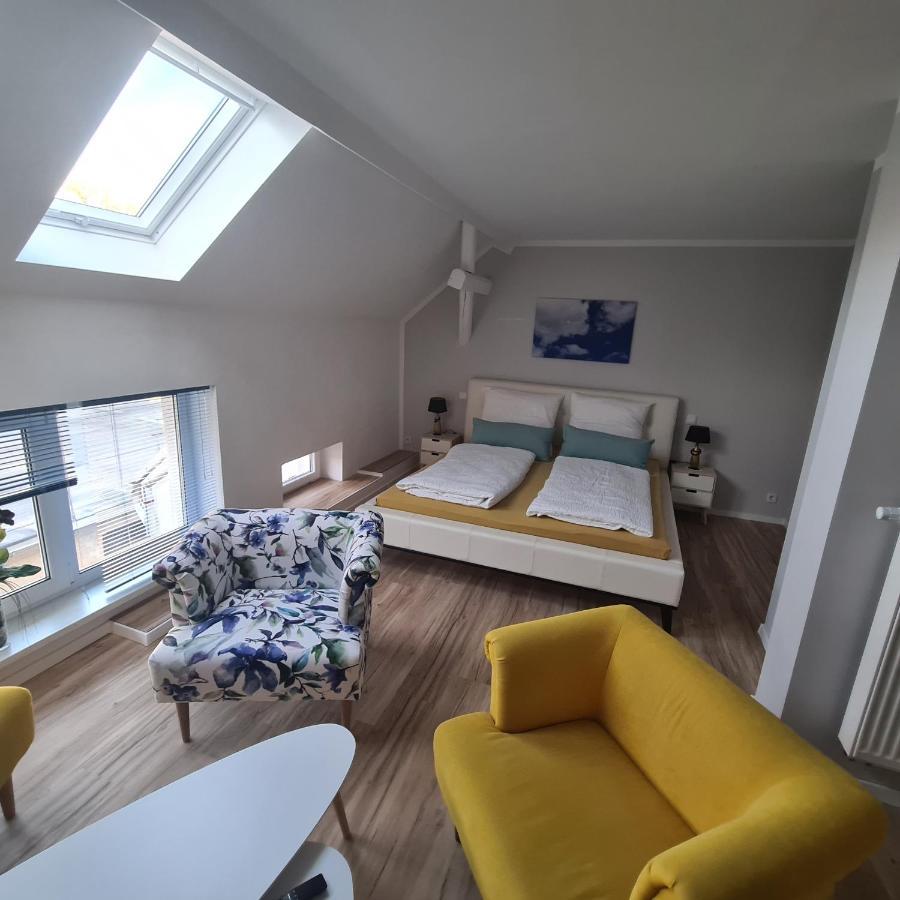 Gaestezimmer Treuen - Bed & Breakfast Екстериор снимка